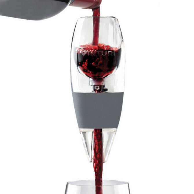 VINTURI V1010 aerators / ieliešanas ierīce sarkanvīnam ar pamatni pilienu uztveršanai “Carbon” pelēkā krāsā